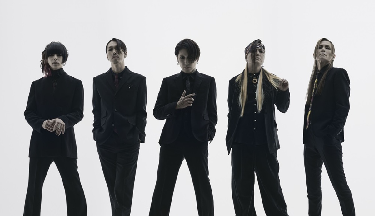 lynch., 20th anniversary album “GREEDY DEAD SOULS