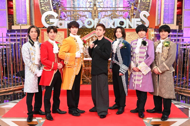 YOASOBI's first dome concert merchandise lineup announced YOASOBI's first dome concert merchandise lineup announced